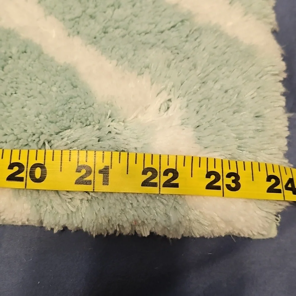 Apt. 9 Chevron Mint Green and White Bath Rug